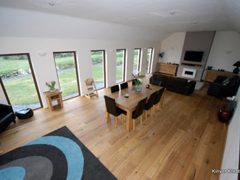 Gallery Image for Treial